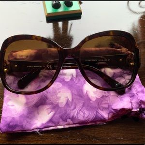 Tory Burch Polorized Sunglasses